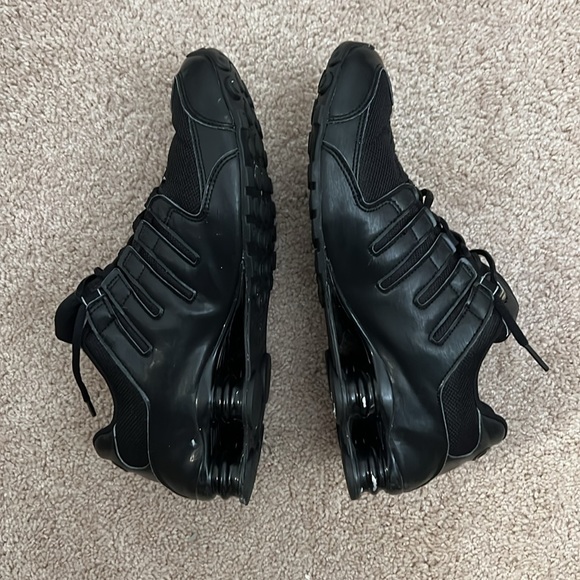 Nike Shox NZ Pure Black